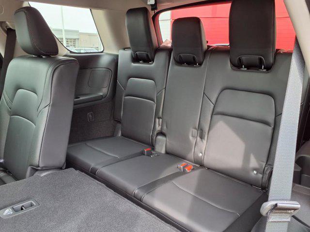 new 2025 Nissan Pathfinder car, priced at $44,992