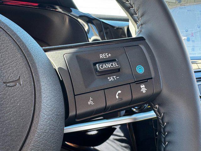 new 2025 Nissan Pathfinder car, priced at $44,552