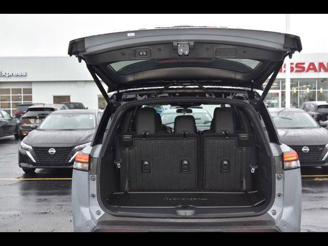 new 2025 Nissan Pathfinder car, priced at $45,377