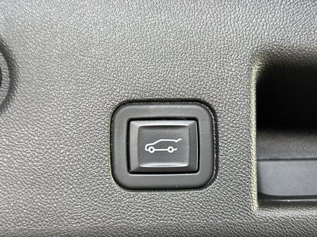 used 2022 Chevrolet Equinox car, priced at $23,898