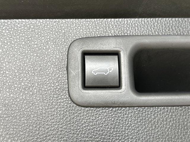 used 2022 Toyota Highlander car, priced at $36,998