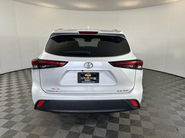 used 2022 Toyota Highlander car, priced at $36,998