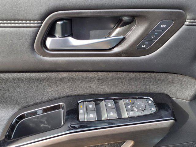 new 2025 Nissan Pathfinder car, priced at $51,252