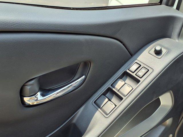 new 2025 Nissan Frontier car, priced at $40,122