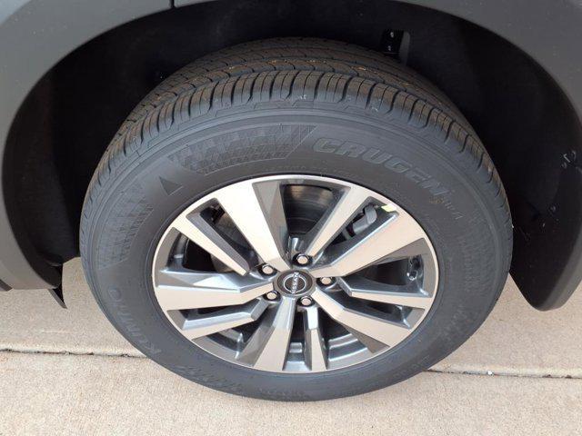 new 2025 Nissan Pathfinder car, priced at $45,070