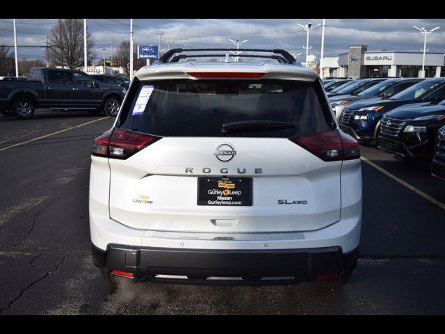 new 2025 Nissan Rogue car, priced at $40,914