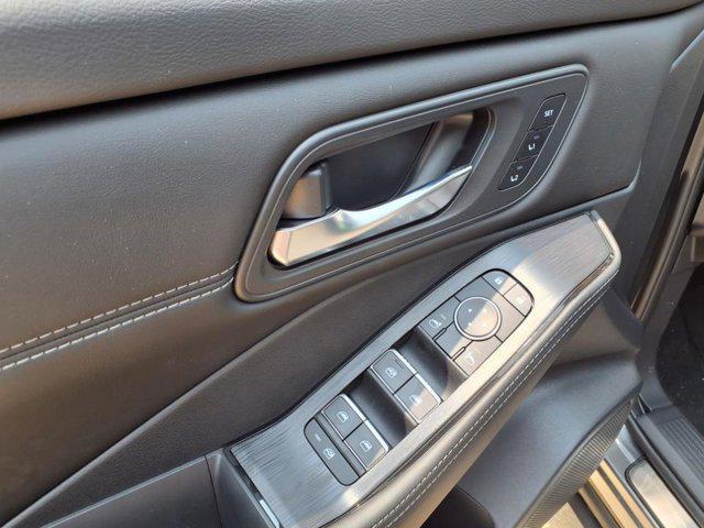 new 2025 Nissan Rogue car, priced at $44,140