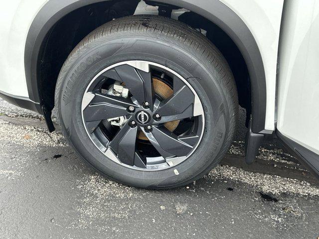 new 2025 Nissan Rogue car, priced at $33,784