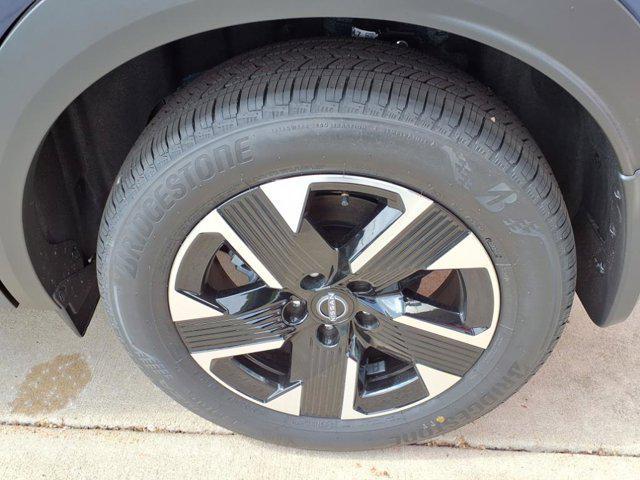 new 2025 Nissan Kicks car, priced at $26,679