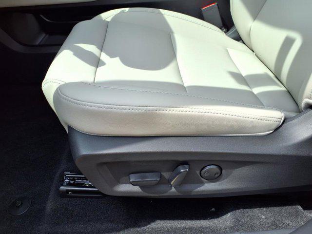 new 2025 Nissan Murano car, priced at $47,072