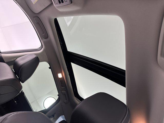 used 2022 Nissan Pathfinder car, priced at $32,400