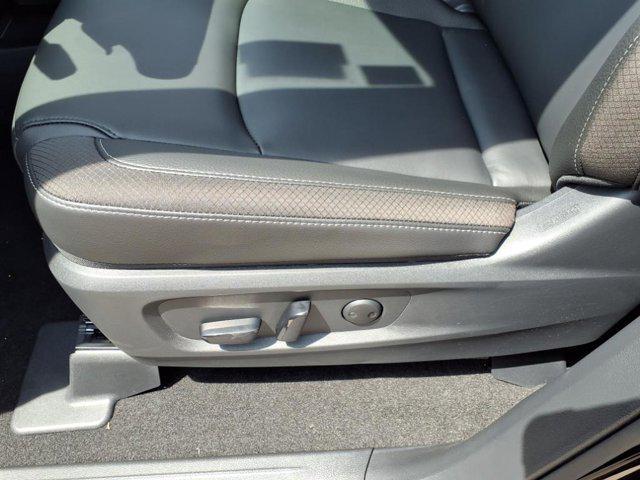 new 2025 Nissan Pathfinder car, priced at $43,259