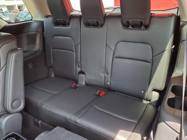 new 2025 Nissan Pathfinder car, priced at $43,259