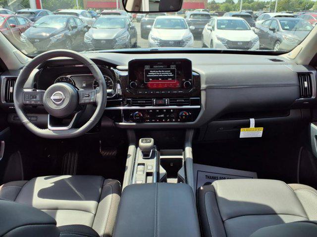 new 2025 Nissan Pathfinder car, priced at $43,259