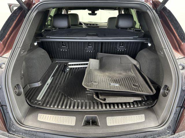 used 2023 Cadillac XT5 car, priced at $35,352
