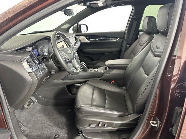 used 2023 Cadillac XT5 car, priced at $35,352