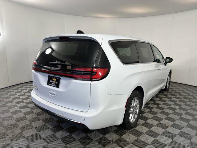 used 2023 Chrysler Pacifica car, priced at $26,286