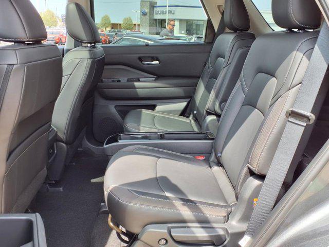 new 2025 Nissan Pathfinder car, priced at $47,688