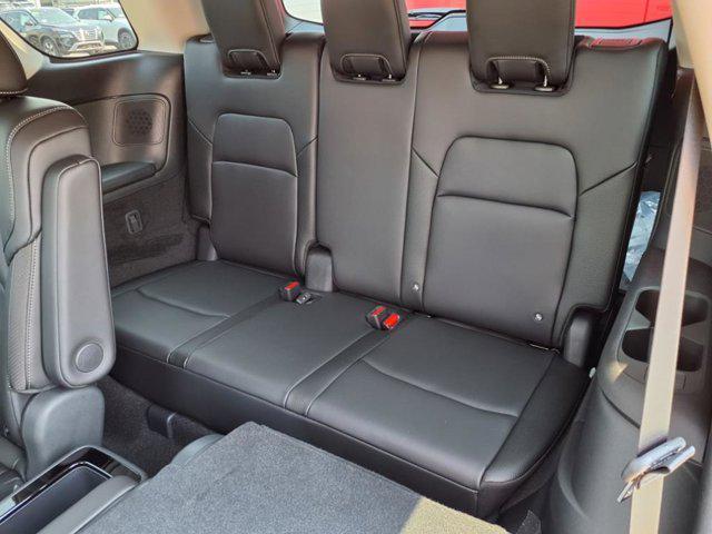 new 2025 Nissan Pathfinder car, priced at $43,914