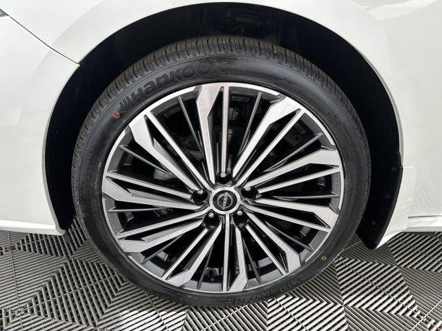 used 2023 Nissan Altima car, priced at $26,661