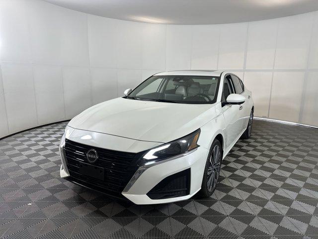 used 2023 Nissan Altima car, priced at $26,661