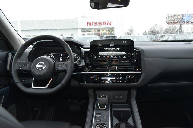 new 2025 Nissan Pathfinder car, priced at $47,610