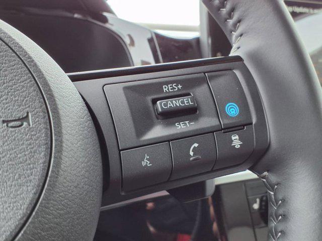 new 2025 Nissan Pathfinder car, priced at $45,070