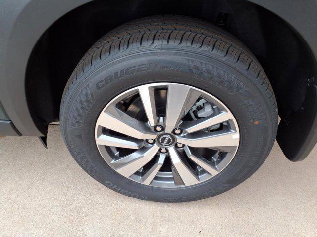new 2025 Nissan Pathfinder car, priced at $45,070
