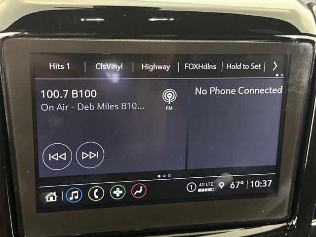 used 2023 Chevrolet Traverse car, priced at $36,797