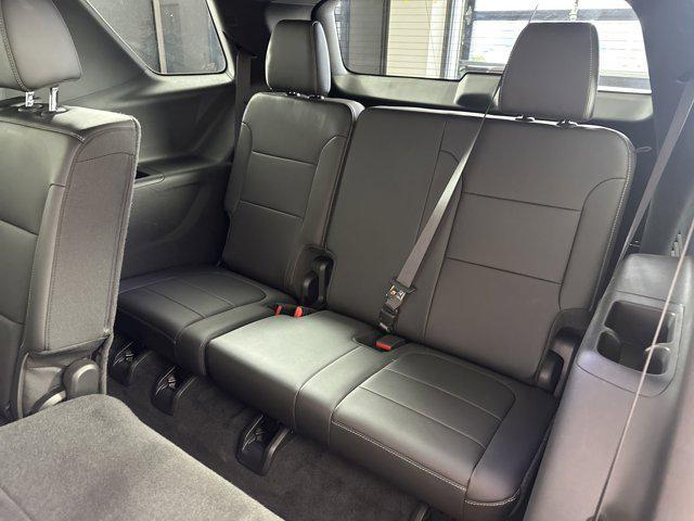 used 2023 Chevrolet Traverse car, priced at $36,797