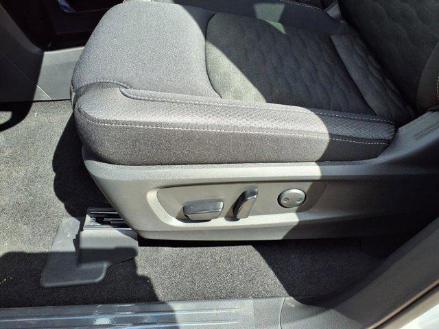 new 2025 Nissan Pathfinder car, priced at $42,071