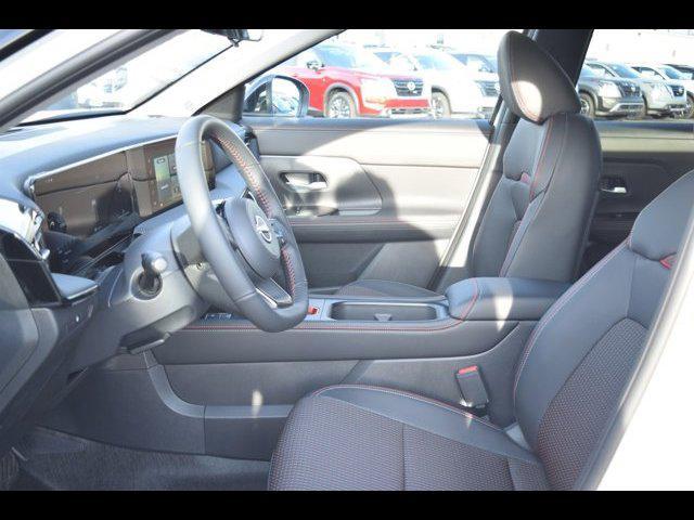 new 2025 Nissan Kicks car, priced at $30,639