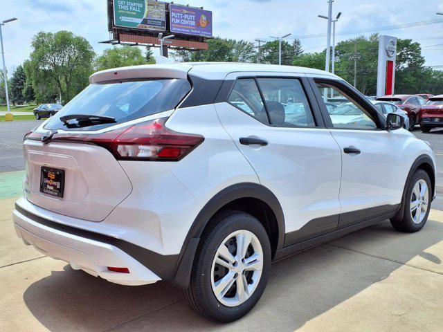 new 2025 Nissan Kicks car, priced at $23,071