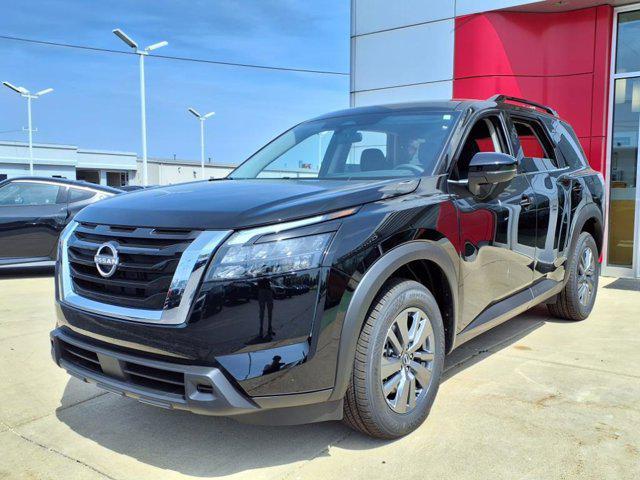 new 2025 Nissan Pathfinder car, priced at $40,810
