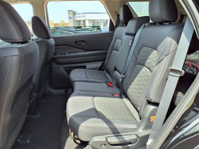 new 2025 Nissan Pathfinder car, priced at $40,810
