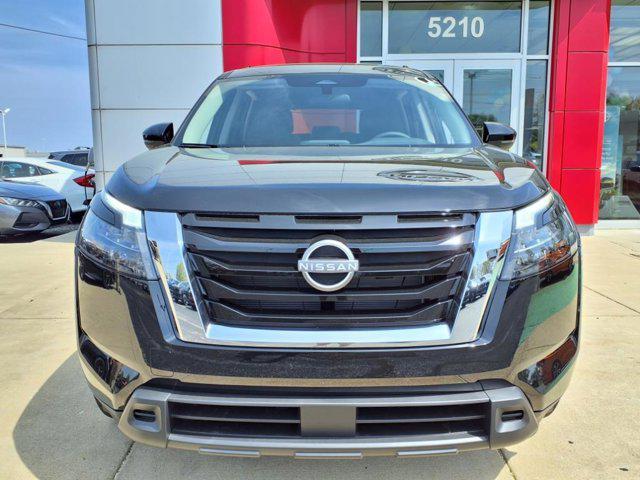 new 2025 Nissan Pathfinder car, priced at $40,810