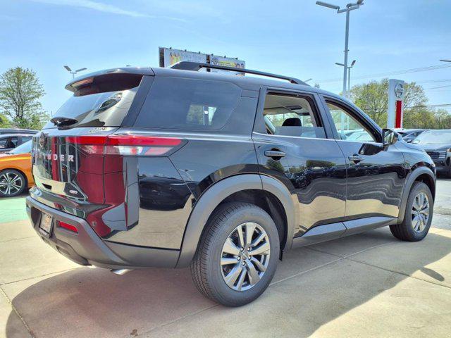 new 2025 Nissan Pathfinder car, priced at $40,810