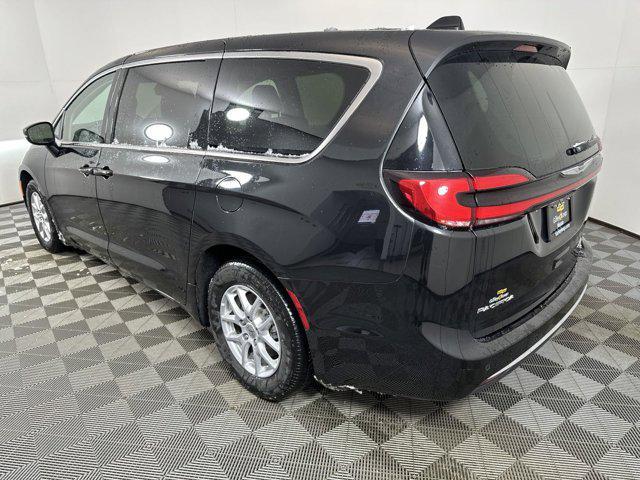 used 2023 Chrysler Pacifica car, priced at $25,871