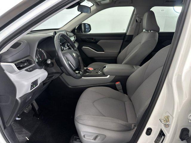 used 2020 Toyota Highlander car, priced at $25,690