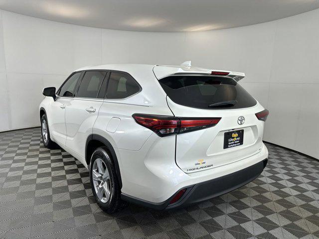 used 2020 Toyota Highlander car, priced at $25,690