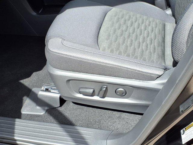 new 2025 Nissan Pathfinder car, priced at $45,455