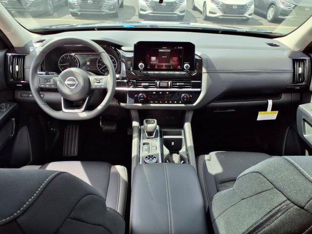 new 2025 Nissan Pathfinder car, priced at $45,455
