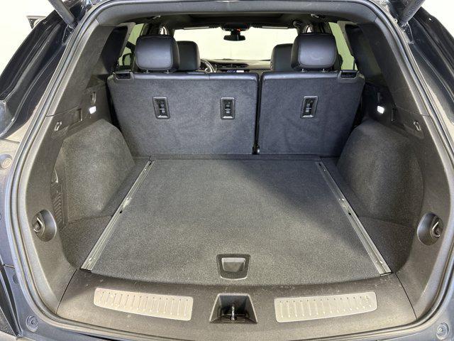 used 2020 Cadillac XT5 car, priced at $19,900