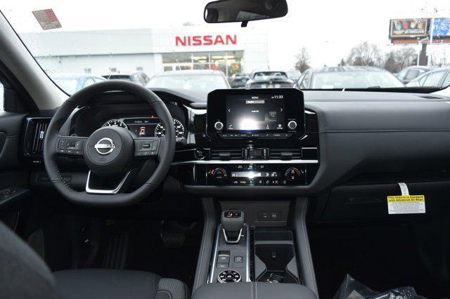 new 2025 Nissan Pathfinder car, priced at $44,870