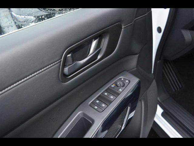 new 2025 Nissan Pathfinder car, priced at $44,870