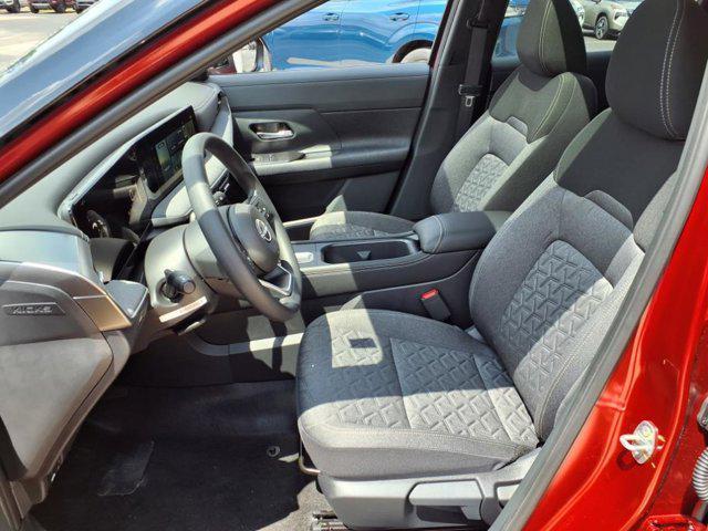 new 2025 Nissan Kicks car, priced at $29,008