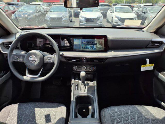 new 2025 Nissan Kicks car, priced at $29,008