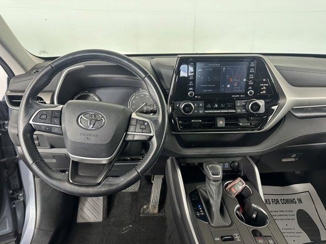 used 2022 Toyota Highlander car, priced at $33,195