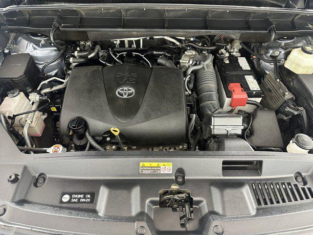 used 2022 Toyota Highlander car, priced at $33,195