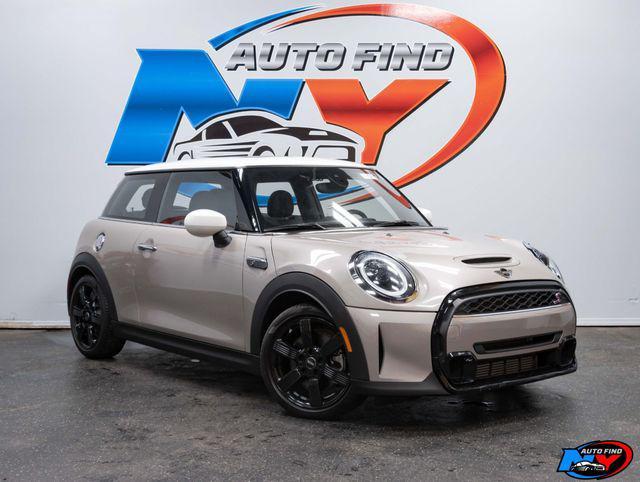 used 2022 MINI Hardtop car, priced at $27,985